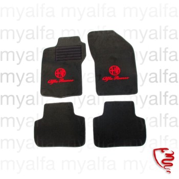 Fußmatten 147 schwarz/rotes Emblem Tuftvelour, gekettelt, Rückenbeschichtung: Latex