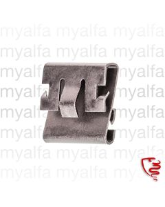 Befestigungsklammer           Fensterschachtleiste Spider   außen