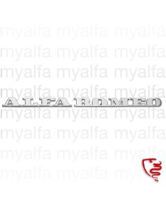 Schriftzug "Alfa Romeo"       Montreal                      