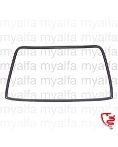 FRONT SCREEN RUBBER WITH TRIM GTV(116) 1. SERIES UNTIL 1980 