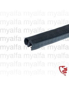 DOOR SEAL GIULIA ON THE BODY WITHOUT VELOUR FRONT / REAR