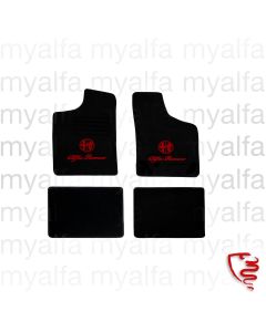 Fußmatten 33 schwarz/rotes Emblem Tuftvelour,gekettelt,Rückenbeschich tung: Latex-Feinpräg