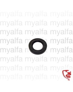 OIL SEAL WHEEL BEARING REAR 750/101, 105 1300-1750 1962-72 52/30/10