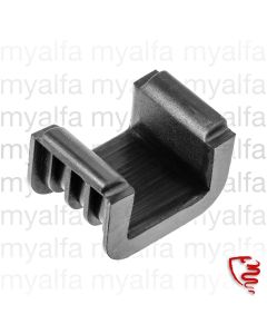 RADIATOR BOTTOM SUPPORT RUBBER 1968-89 CARBURETTOR MODELS